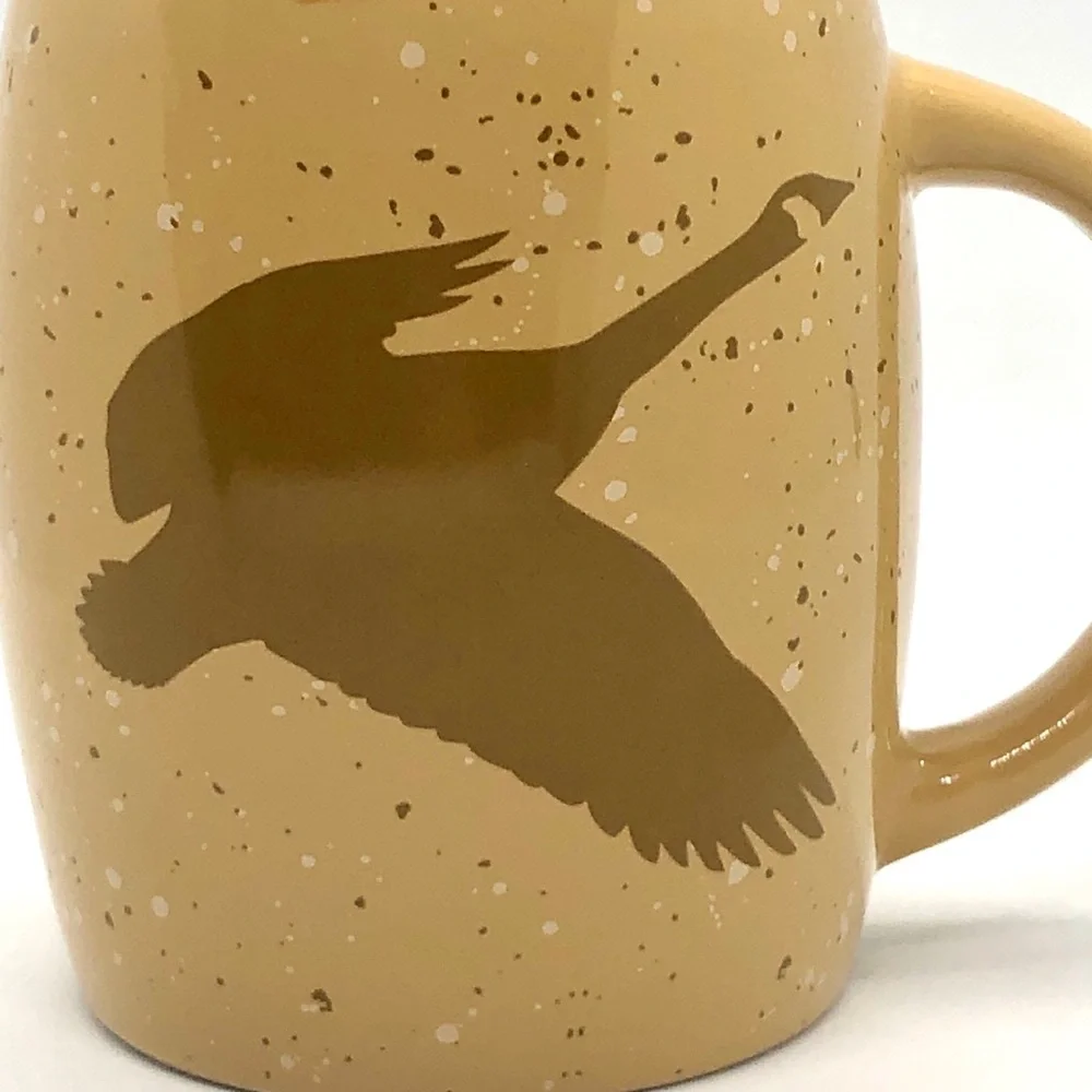 Tim Hortons 2016 Canada Goose Limited Edition Ceramic Mug - Picture 5 of 9